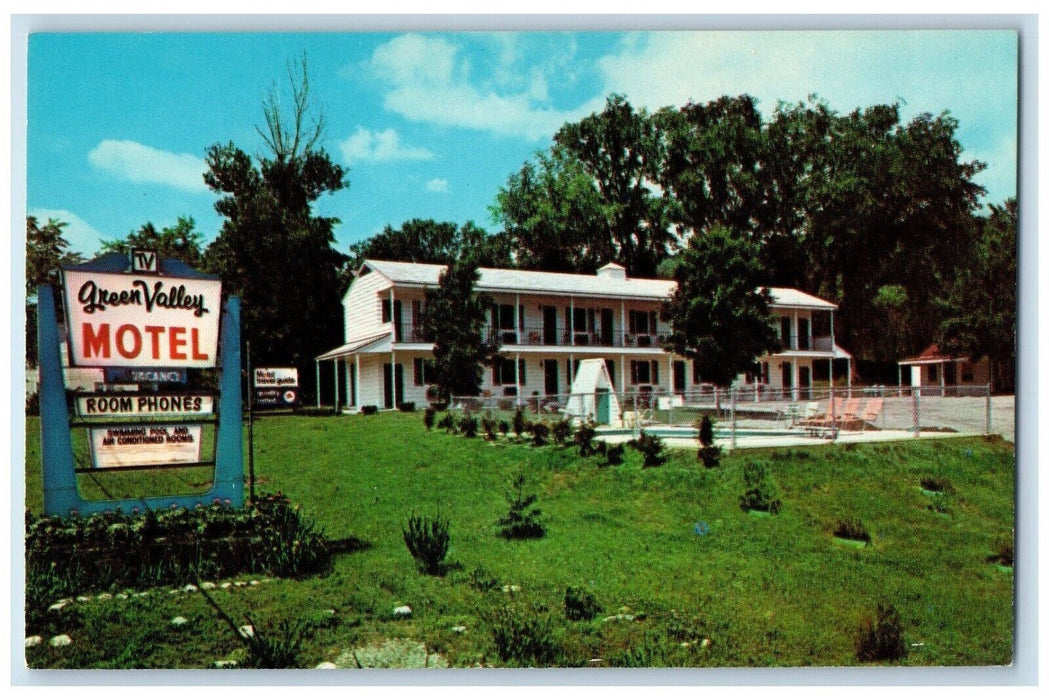 Green Valley Motel U.S Highway 7 Williamstown Massachusetts MA Vintage Postcard