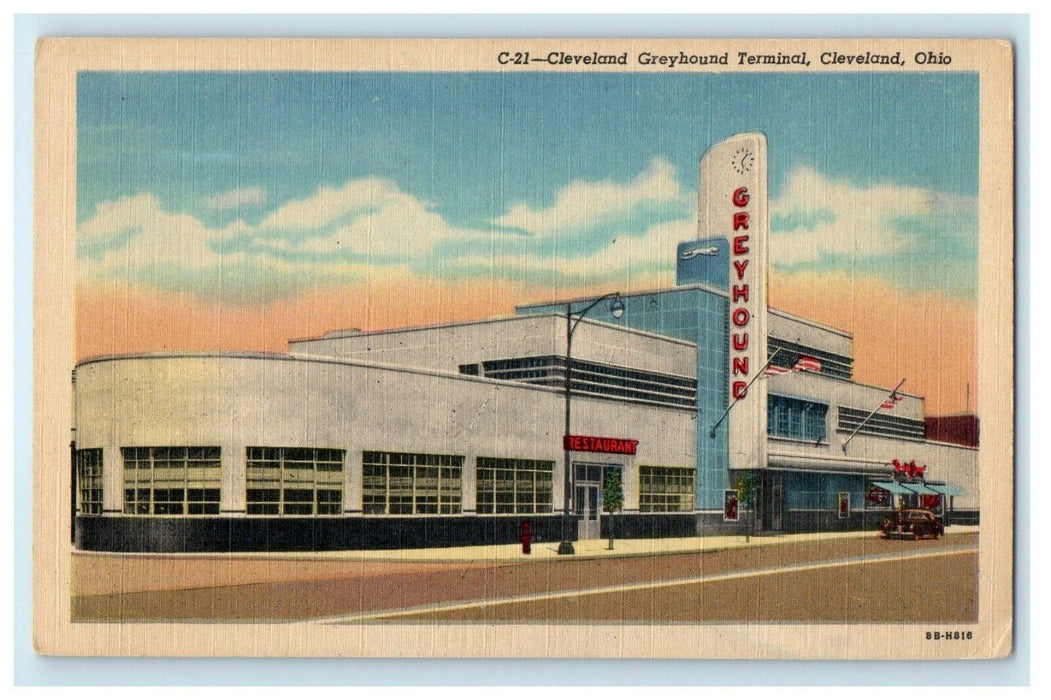 c1940's Cleveland Greyhound Terminal Restaurant Cleveland Ohio OH Postcard