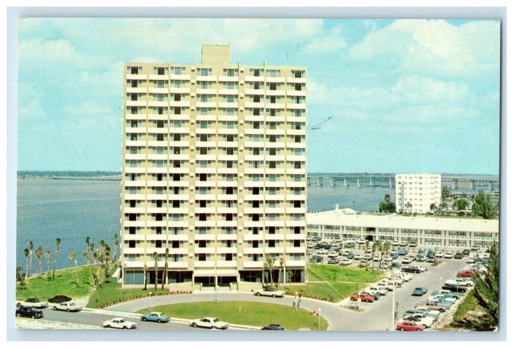 c1950s Fort Myers Presbyterian Apartments Fort Myers Florida FL Postcard