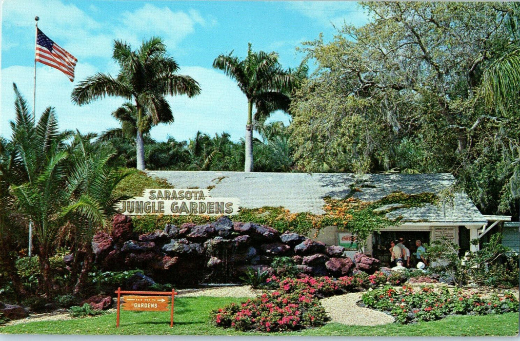 c1950s Main Building, Sarasota Jungle Gardens, Sarasota, Florida FL Postcard