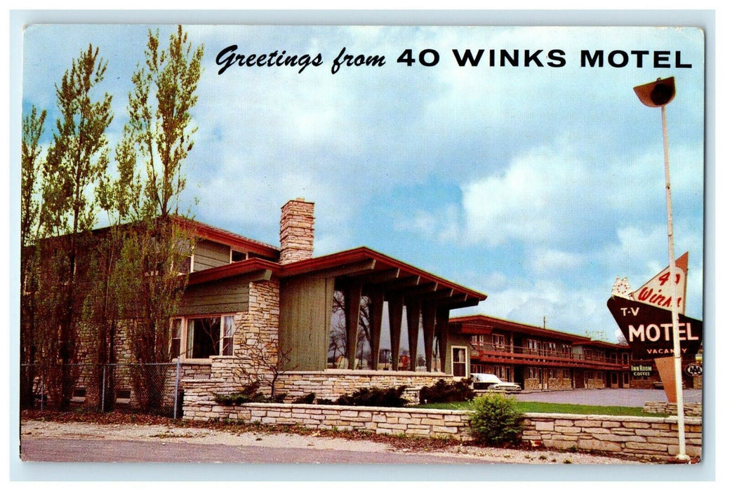 1950 Greetings from 40 Winks Motel, Milwaukee Wisconsin WI Vintage Postcard