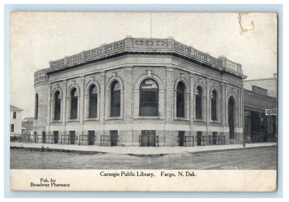 1909 Carnegie Public Library Fargo North Dakota ND Posted Antique Postcard