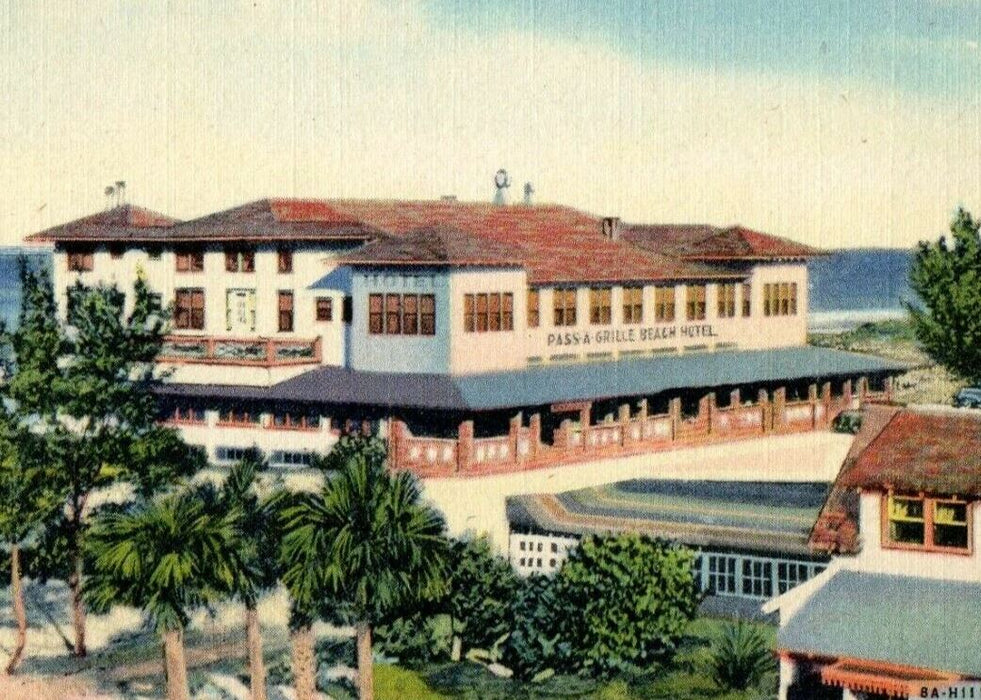 c1930's Pass-a-Grille Beach Hotel And Casino On Gulf Of Mexico Florida Postcard