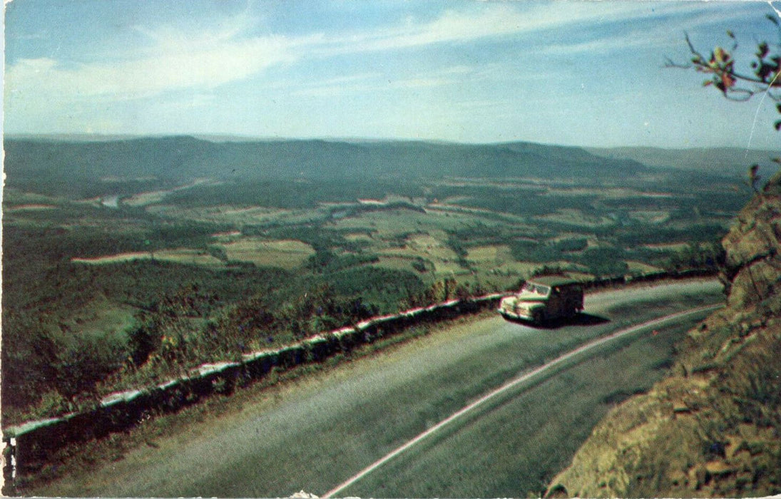 1952 Bends of Shenandoah River, Shenandoah National Park Virginia VA Postcard