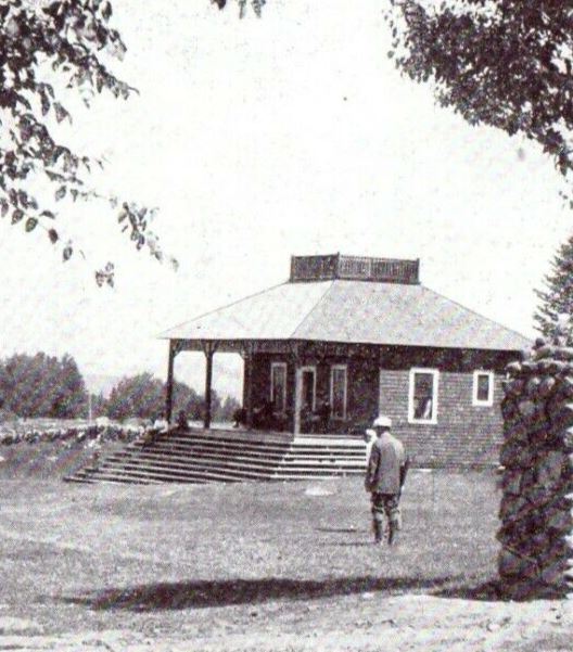 c1905 Greetings From Bethlehem New Hampshire NH Golf Club House Postcard