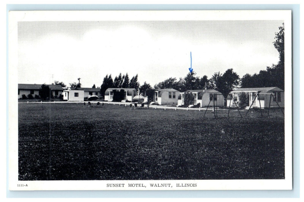 Sunset Motel Walnut Illinois 1983 Vintage Antique Postcard