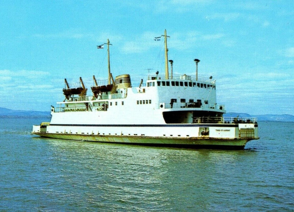 1950-60s Riviere-Du-Loup Et st-Simeon Ferry Trans-ST-Laurent Quebec CA Postcard
