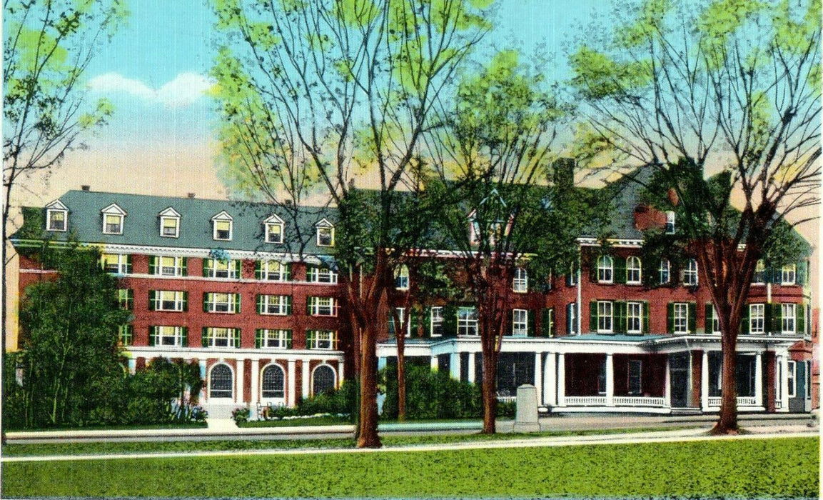 c1920s Hanover Inn Dartsmouth College Hanover New Hampshire NH Postcard