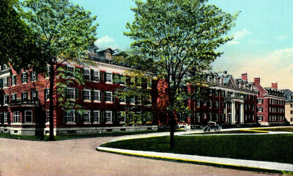 c1920s Massachusetts Row Dartmouth College, Hanover New Hampshire NH Postcard