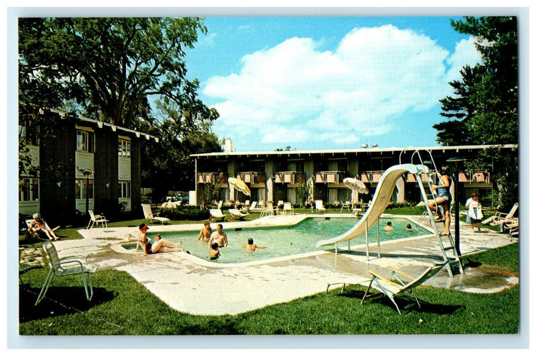 c1960 Paradise Motor Inn and Restaurant Bennington Vermont VT Postcard