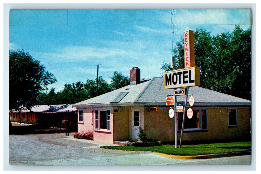 1971 View of Reynick Motel Rapid City South Dakota SD Vintage Postcard