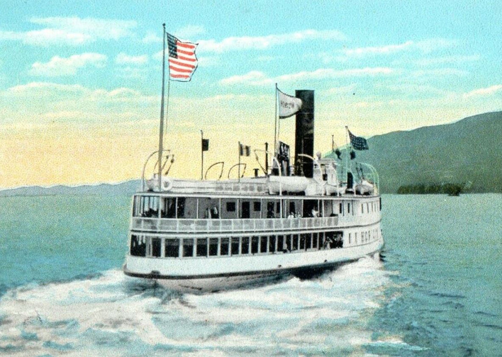c1920's Lake George NY,  Steamer Ship Horicon Leaving Huletts Landing Postcard