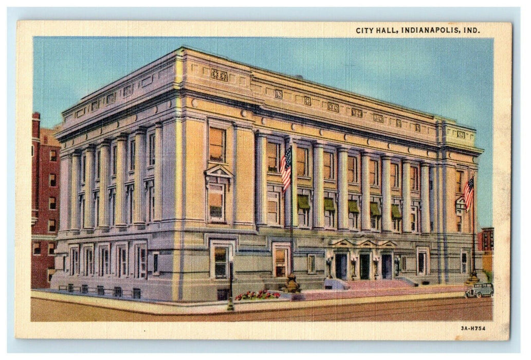 c1940's Indianapolis IN, City Hall Building Street View Unposted Postcard