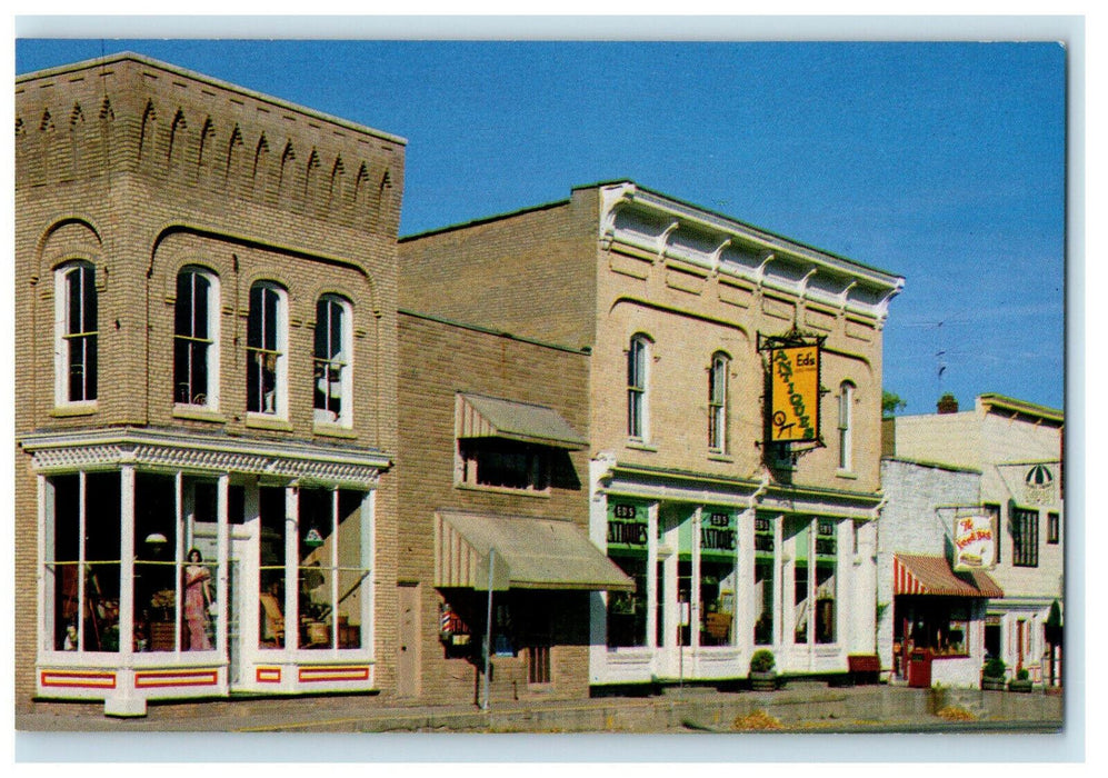 c1950s Ed's Antique Main Street Richmond Illinois IL Unposted Postcard