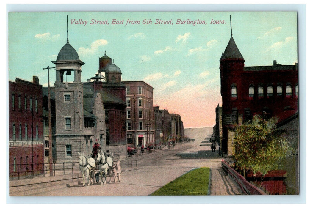 Valley St. East From 6th St. - Burlington Iowa c1910 Unused Antique Postcard