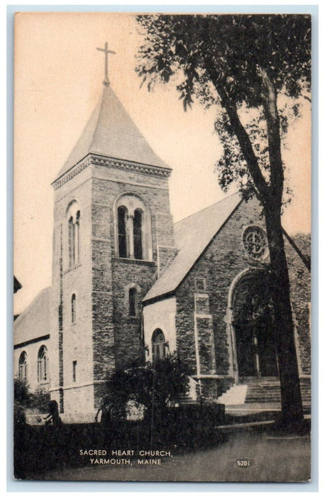 c1940's Sacred Heart Church, Yarmouth Maine ME Vintage Unposted Postcard