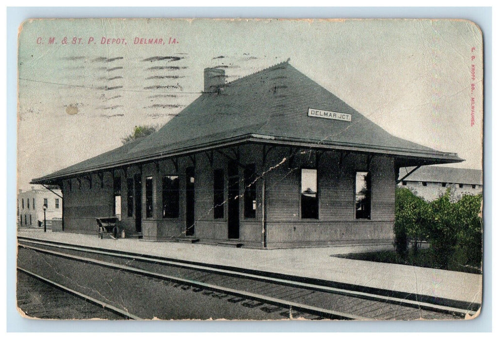 1910 C. M. & ST. P. Depot Train Station Wagon Delmar Iowa IA Antique Postcard