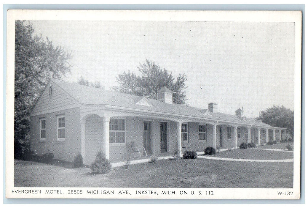 c1940's Evergreen Motel Michigan Avenue Inkster Michigan MI Gloss Tone Postcard