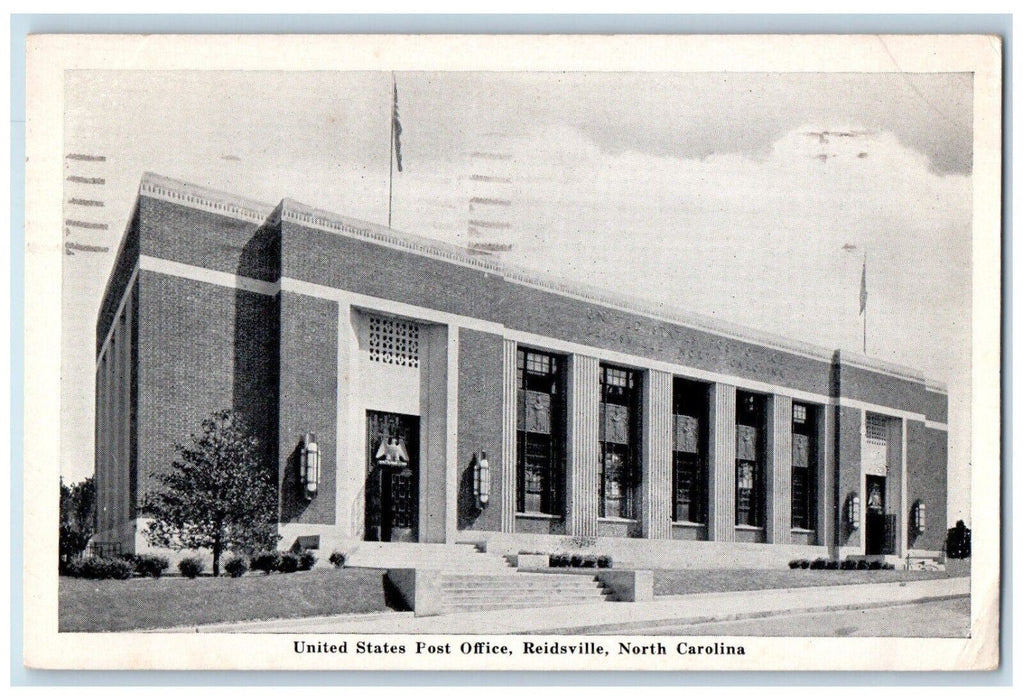 c1946 United States Post Office Reidsville North Carolina NC Postcard