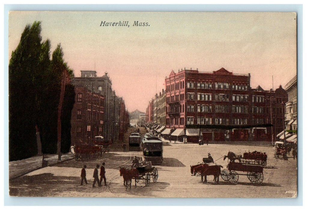 c1915 Carriage and Tranvia Scene at Haverhill, Massachusetts MA Postcard