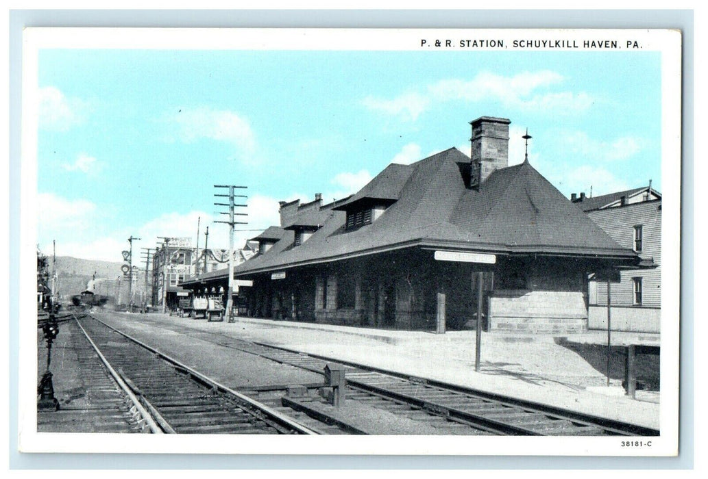 P & R Station Train Railroad Schuylkill Haven Pennsylvania PA Unposted Postcard