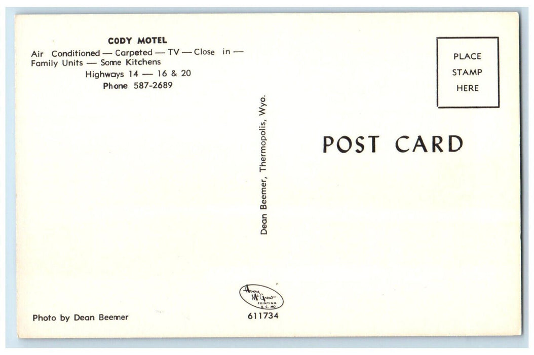 Cody Motel Roadside Showing Mountain Thermopolis Wyoming WY Vintage Postcard