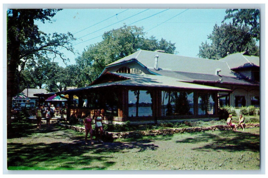c1950's Lake Lawn Lodge Delavan Lake, Delavan Wisconsin WI Vintage Postcard