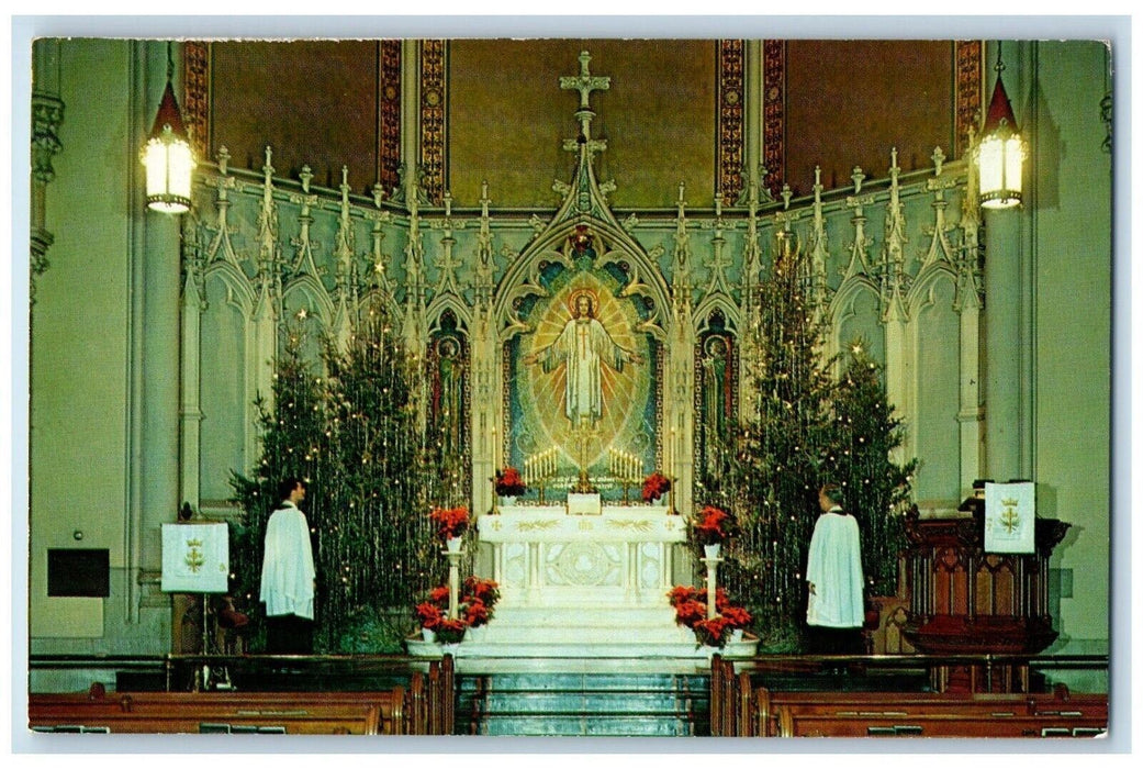 New York NY, Christmas At Lutheran Church Of The Holy Trinity Interior Postcard