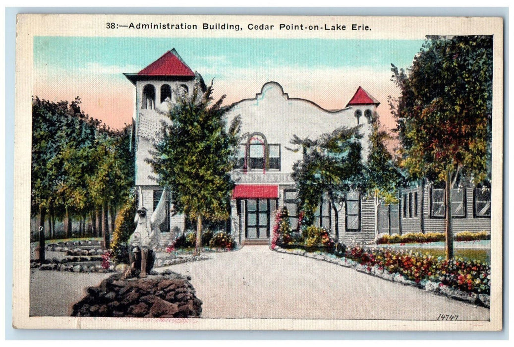 c1920's Administration Building, Cedar Point-on-Lake Erie OH Unposted Postcard