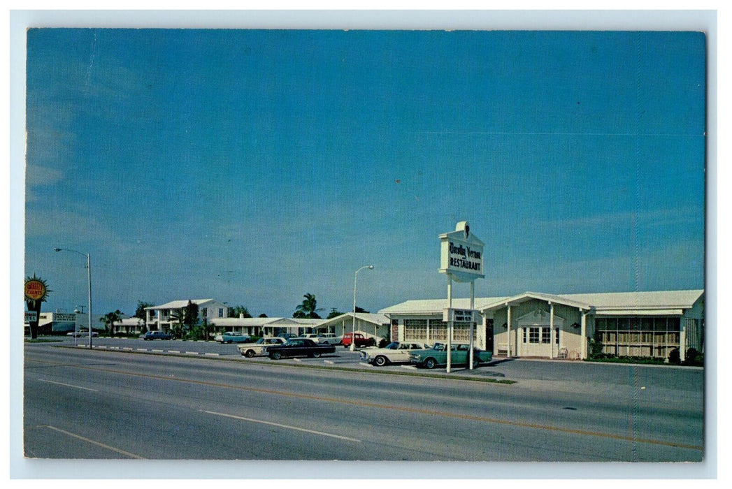 1966 Southernaire Motel and Dorothy Vernon Restaurant Fort Pierce FL Postcard