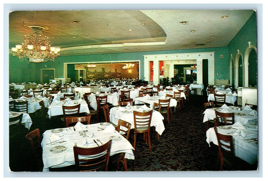 c1960's Crystal Dining Room Waverly Inn Cheshire Restaurant CT Postcard