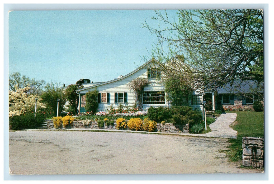 c1960's The Spinning Wheel, Redding Ridge Connecticut CT Restaurant Postcard