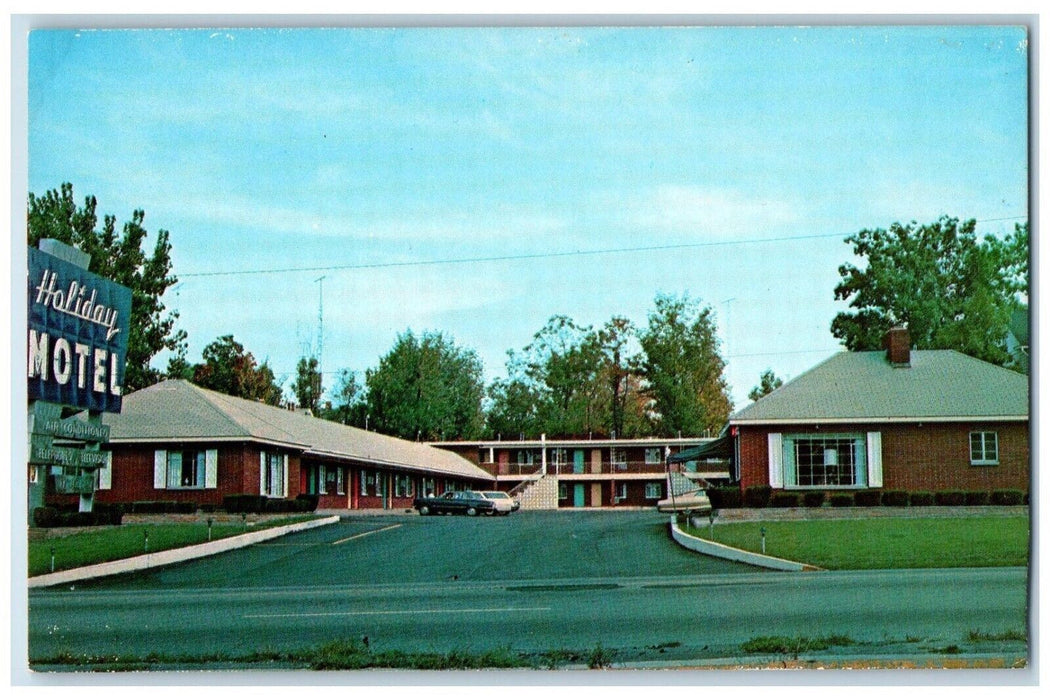 c1960's Holiday Motel And Cars Roadside Richmond Indiana IN Vintage Postcard