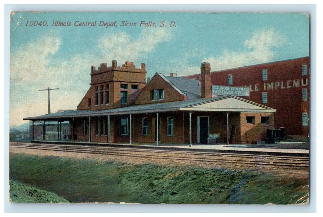 1915 Illinois Central Depot Station Sioux Falls South Dakota SD Antique Postcard