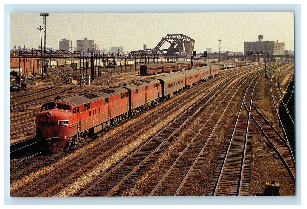 1971 The Abraham Lincoln, Gulf Mobile & Ohio E-7A Vintage Unposted Postcard