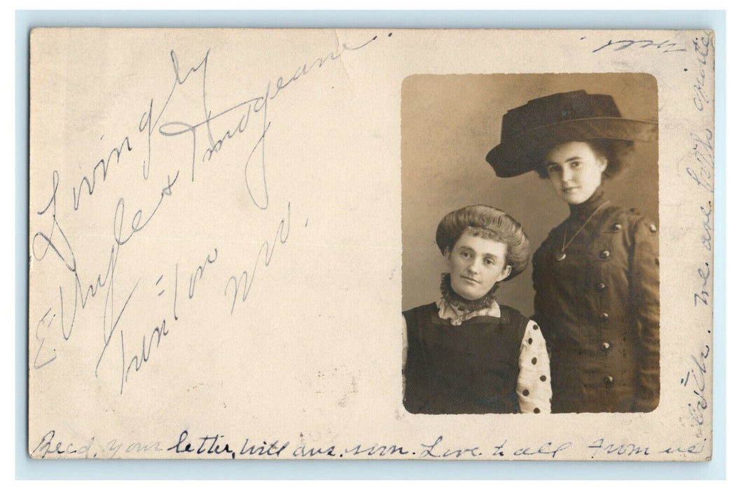 c1905 Cute Victorian Girls Hat Trenton Missouri MO RPPC Photo Postcard