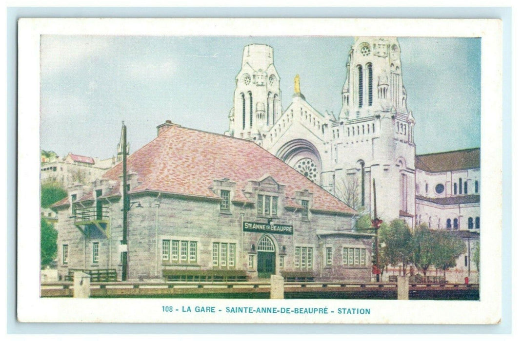 La Gare Saint Anne Beaupre Station Quebec Canada Vintage Postcard