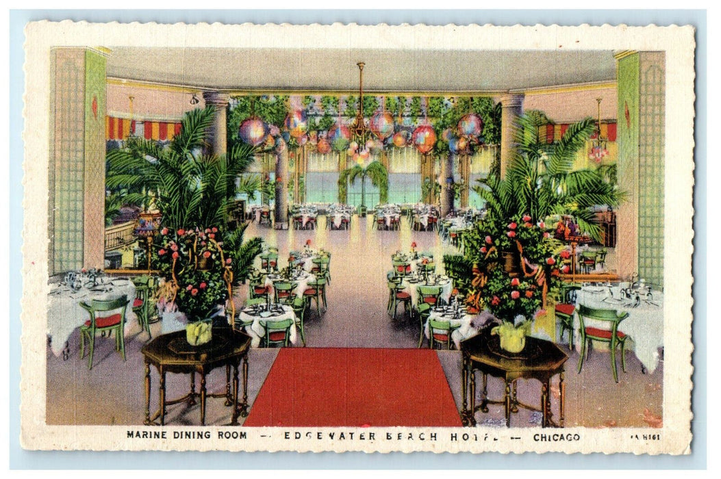 c1940s Decorated Trees, Disco Balls, Dining Room, Edgewater Beach Hotel Postcard