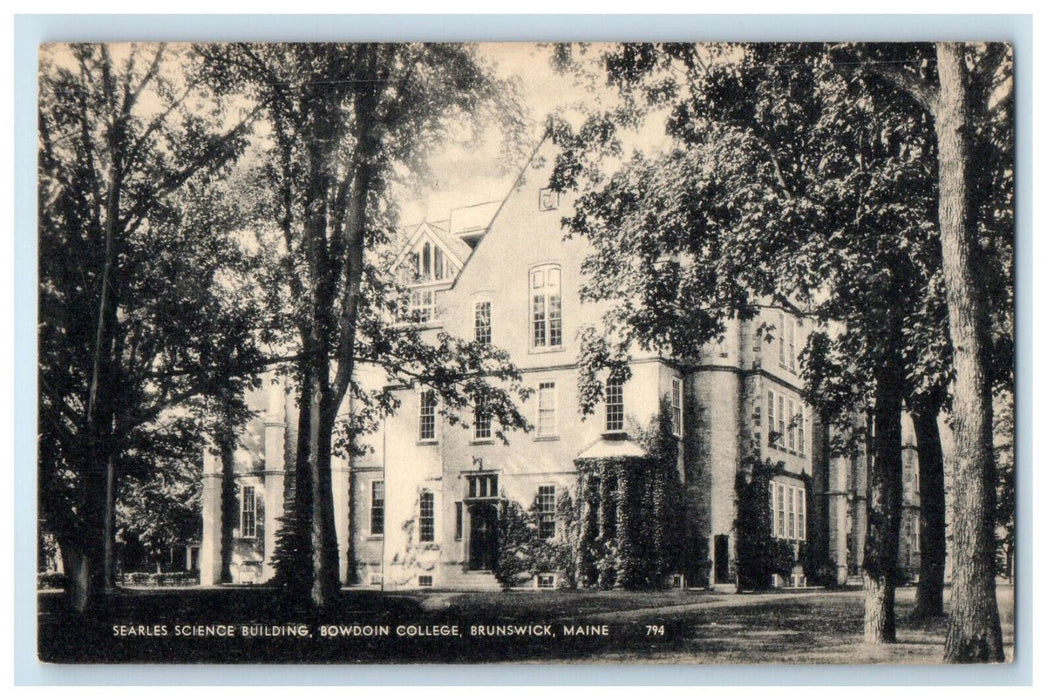 c1940s Searles Science Building Bowdoin College, Brunswick Maine ME Postcard