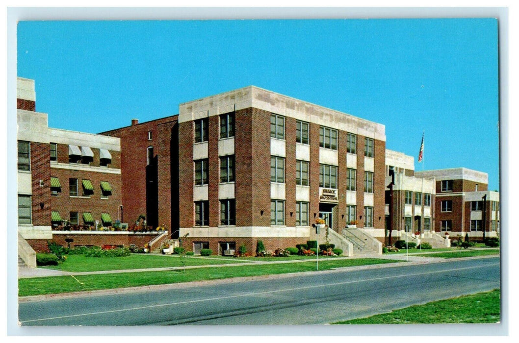 c1960's Springfield Missouri MO. Burge Hospital Building Street View Postcard