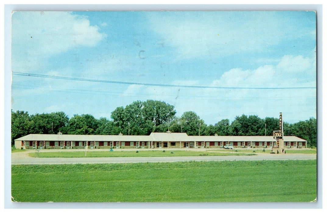 1957 Hawkeye Lodge Luxury Motel Iowa City Iowa IA Posted Vintage Postcard