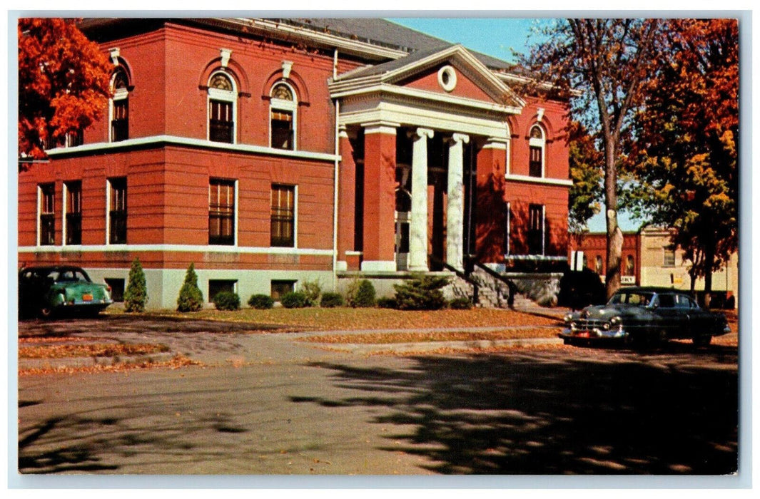 c1950's Green Lake County Court House Green Lake Wisconsin WI Postcard