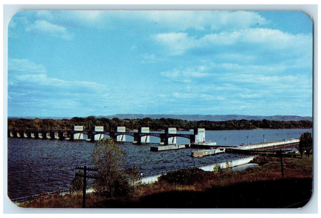 c1950's US Government Dam and Locks No.7 La Crosse Wisconsin WI Postcard