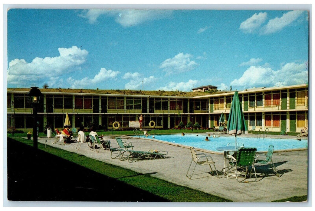 c1960 Holiday Inn Swimming Pool Wausau Wisconsin WI Antique Vintage Postcard