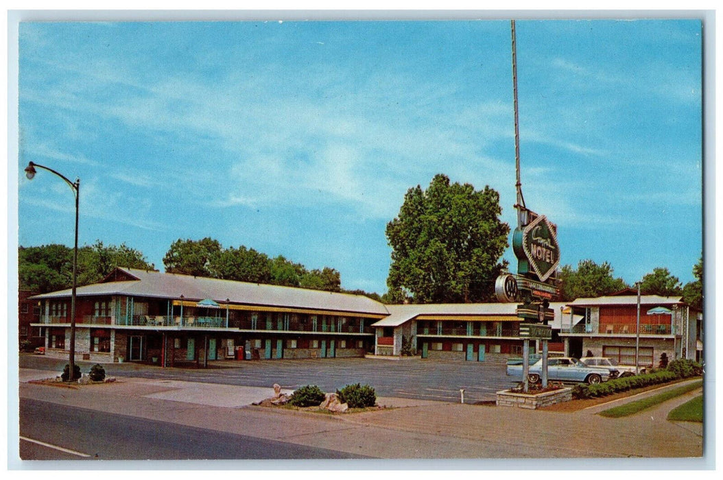 c1950's Entrance to Capri Motel Knoxville Tennessee TN Unposted Vintage Postcard