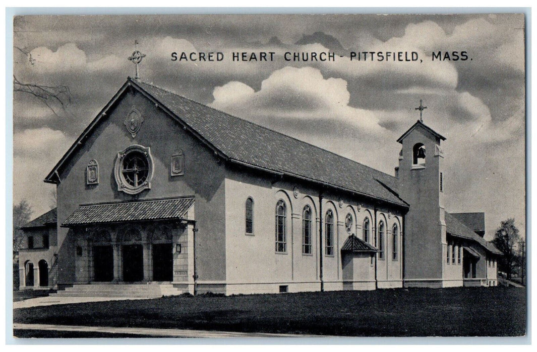c1950's Sacred Heart Church Pittsfield Massachusetts MA Vintage Postcard