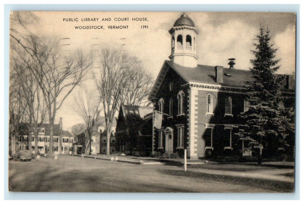 1942 Public Library And Court House Woodstock Vermont VT Vintage Postcard