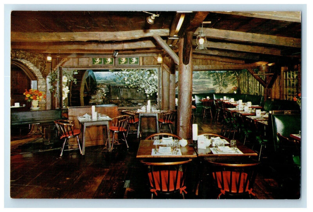 1960 Herring Run Restaurant Taunton Inn Taunton Massachusetts Vintage Postcard