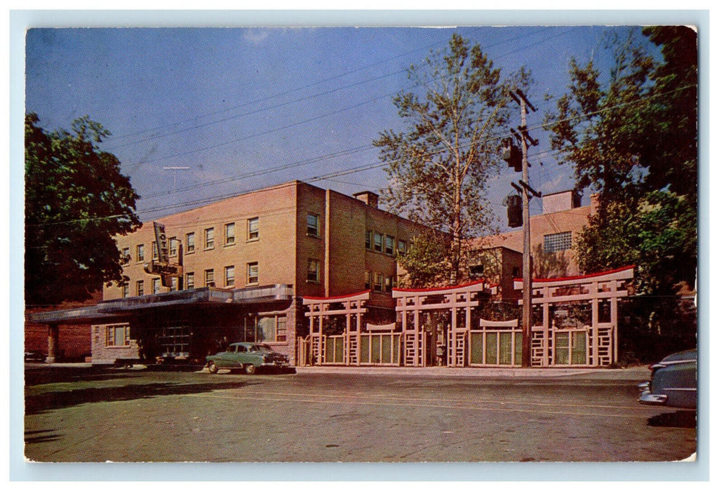 c1960's Gateway to Laurentians Hotel Lapointe St. Jerome Quebec Canada Postcard