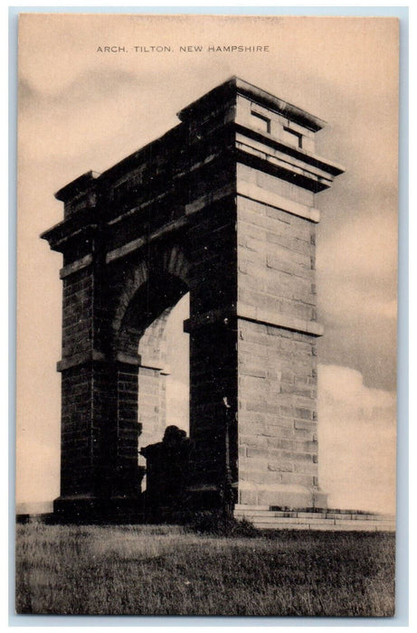 c1950's Arch Tilton Tilton New Hampshire NH Vintage Unposted Postcard